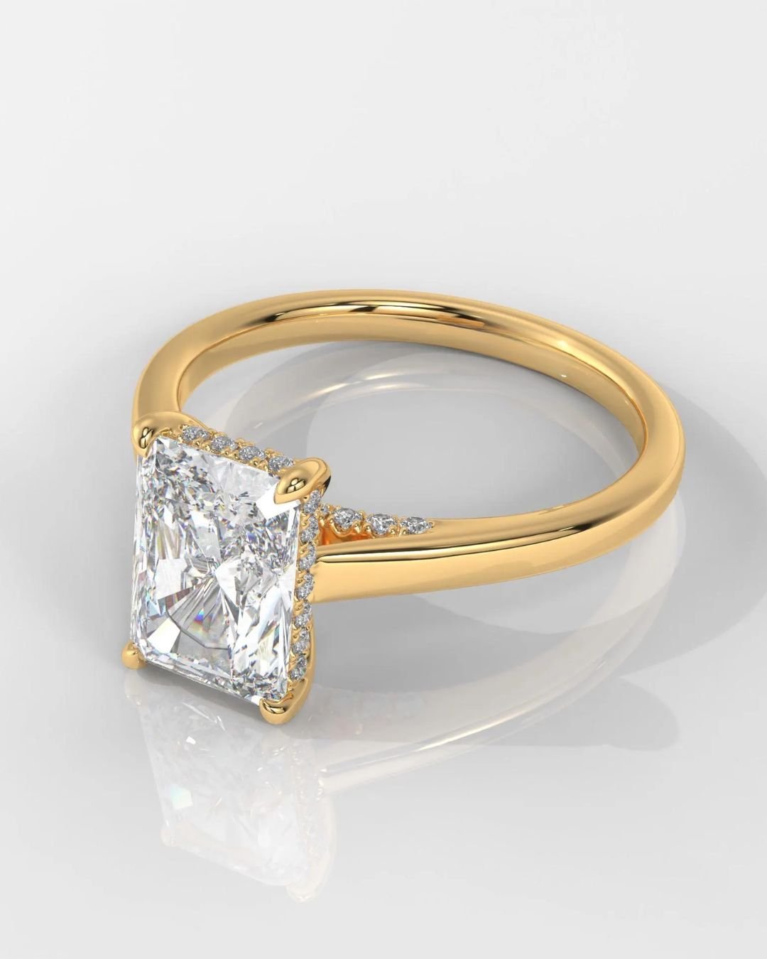 Radiant Cut Enagagement Ring