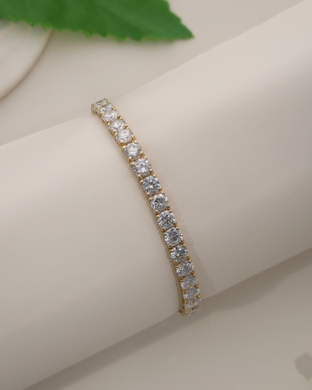 Round Brilliant Cut Lab Grown Diamond Tennis Bracelet