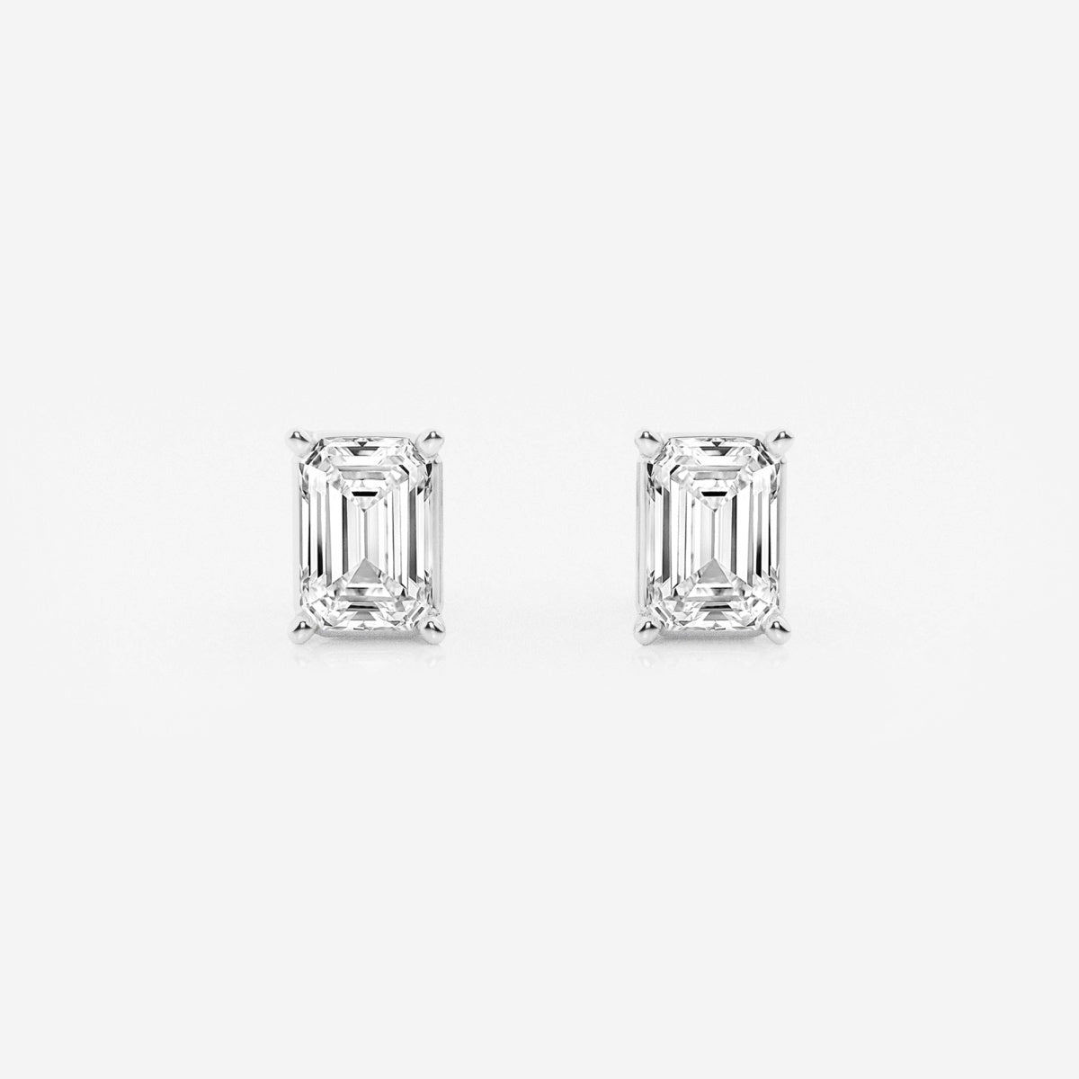 Aria - Elegant Solitaire Style Earrings